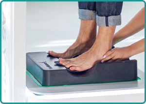 「フットバランスインソール」で理想的なアーチサポートを実現